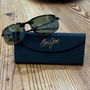 Brand New Maui Jim MJ Sport Banyans Sunglasses with Case